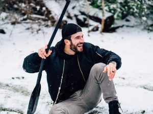 No, Sam Hunt Is Not Married Yet. Yes, He Will Be Married Soon. New Speculation: Does Sam Believe He’s Sitting in an Invisible Snow Canoe?